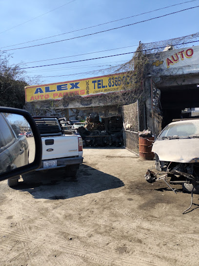 Dirección, horario, teléfono y opiniones de El Yonkecito Auto Partes en General Escobedo