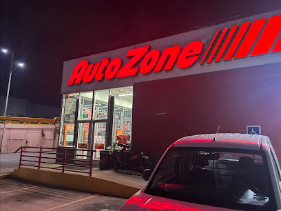 Dirección, horario, teléfono y opiniones de Refaccionaria AutoZone en Coatzacoalcos