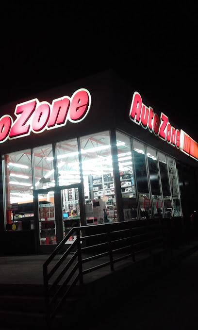 Dirección, horario, teléfono y opiniones de Refaccionaria AutoZone en Oaxaca de Juárez