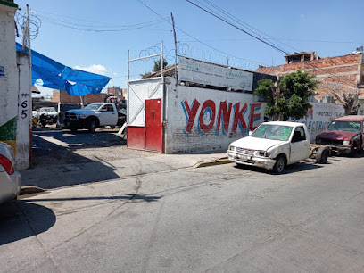 Dirección, horario, teléfono y opiniones de Yonke Aguilera Irapuato en Irapuato