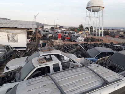 Dirección, horario, teléfono y opiniones de Yonke El Brother en Cabo San Lucas