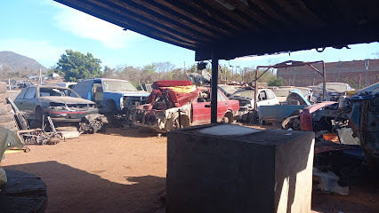 Dirección, horario, teléfono y opiniones de Yonke El Güerillo en Mazatlán