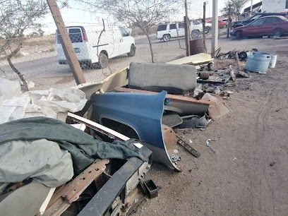 Dirección, horario, teléfono y opiniones de Yonke El Tío en Mexicali