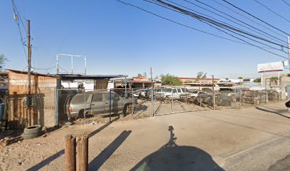 Dirección, horario, teléfono y opiniones de Yonke Gil en Mexicali