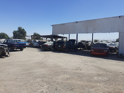 Dirección, horario, teléfono y opiniones de Yonke Isabella en Mexicali