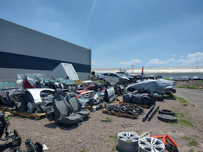 Dirección, horario, teléfono y opiniones de Yonke Mm Autopartes en Querétaro