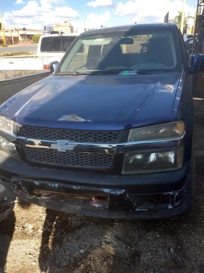 Dirección, horario, teléfono y opiniones de Yonke Murillo's en Fresnillo