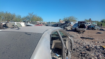 Dirección, horario, teléfono y opiniones de Yonke Noel en Mexicali