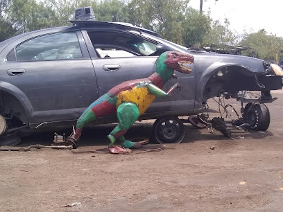 Dirección, horario, teléfono y opiniones de Yonke Pepes Rastro en Nuevo Laredo