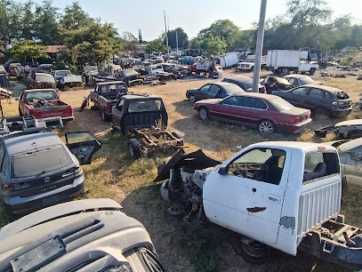 Dirección, horario, teléfono y opiniones de Yonke Peréz en Villa de Álvarez