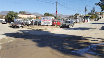 Dirección, horario, teléfono y opiniones de Yonke Vtec 3 en Ensenada