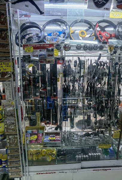 Dirección, horario, teléfono y opiniones de Autopartes y Accesorios El Flaco en Irapuato