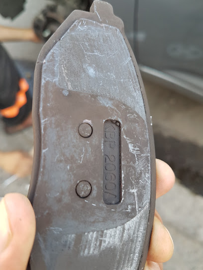 Dirección, horario, teléfono y opiniones de Refaccionaria Beetle en Iztapalapa
