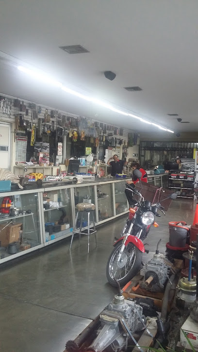 Dirección, horario, teléfono y opiniones de Refaccionaria Reremo en Torreón