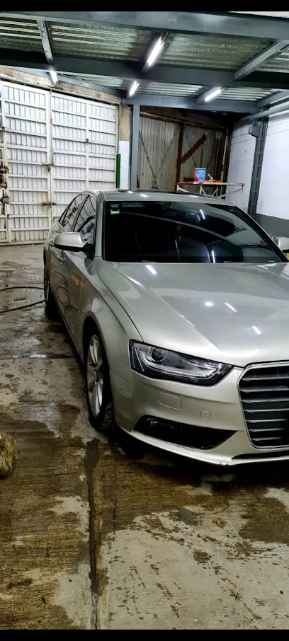 Dirección, horario, teléfono y opiniones de Refaccionaria y Compra Venta de Autos Particulares y de Aseguradora El Banny II ' en Iztapalapa
