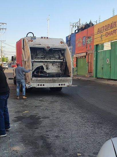 Dirección, horario, teléfono y opiniones de Autopartes Sanka's en Guadalajara