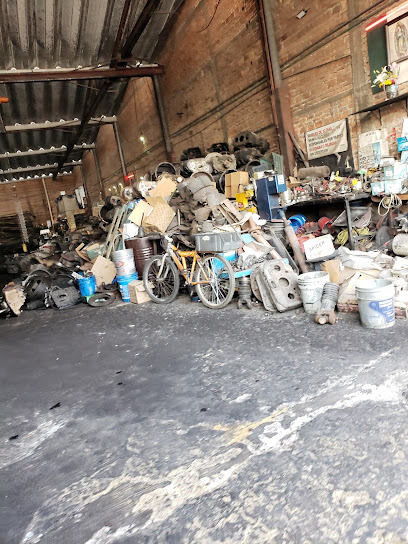 Dirección, horario, teléfono y opiniones de Refacciones El Nacional de Occidente en Guadalajara