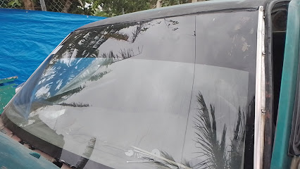 Dirección, horario, teléfono y opiniones de Parabrisas y Cristales Uscanga en Coatzacoalcos