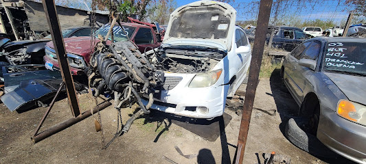 Dirección, horario, teléfono y opiniones de Yonke Hervi en Nuevo Laredo